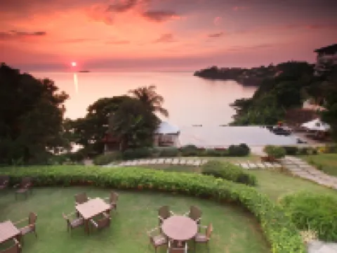 Club Punta Fuego Hotels in Batangas Province