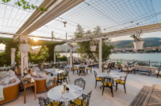 Hotel Brown Beach House & Spa