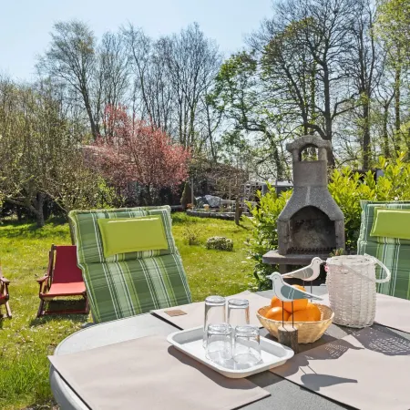 Cozy Escape Near the Baltic Отели в г. Гингст