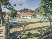 Feriendorf Joggler - Chalets Nahe der Gondel - con vistas a la montaña