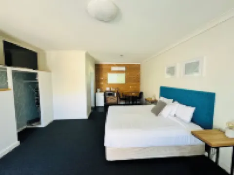 Deer Park Motor Inn Armidale Hotels in Armidale