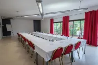Hôtel le Capricorne Hotels in Meilhan-sur-Garonne
