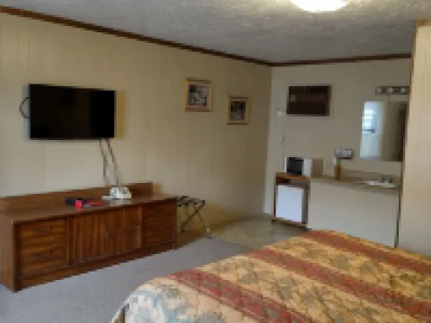 Budget Host 4U Motel Hotels in Bowman