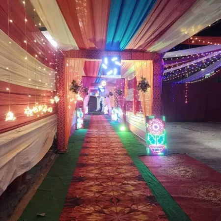 Hotel Omkaar & Restaurant Chinyalisaur