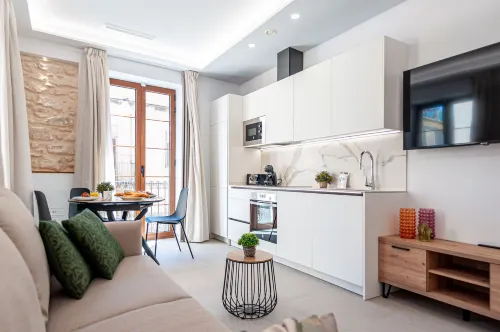 Myflats Luxury Cathedral - Condos