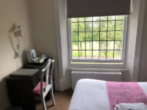 Gateway Lodge Hotels in Cleckheaton