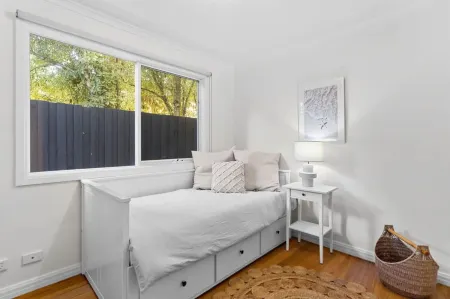 Blairgowrie Beachside Retreat Solar Heated Pool