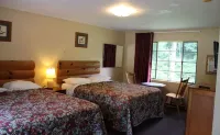 Two Rivers Lodge Hotels in Swain County