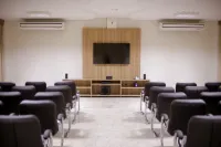 Lacqua DiRoma Com diversão No Hot Park