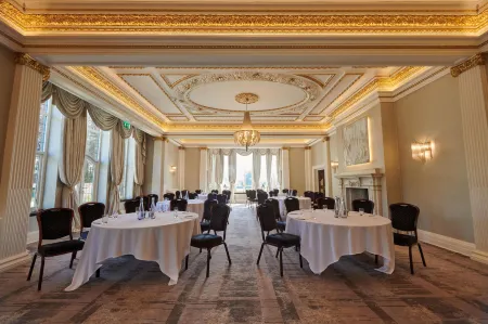 Aldwark Manor Estate Отели в г. Исингволд