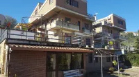 B&B Villa Letizia Hôtels à proximité de : Spiaggia Torre Conca