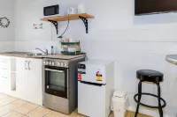 Innisfail Riverfront Motel Hotels in Innisfail