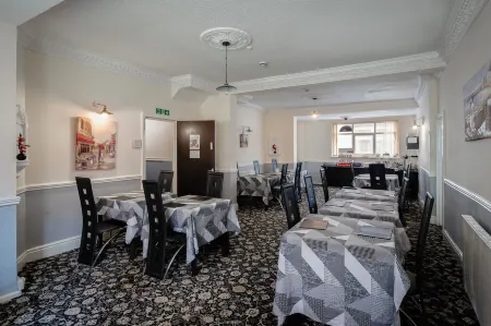 Lanayr Hotel Отели рядом с достопримечательностью «Зоопарк Блэкпул»