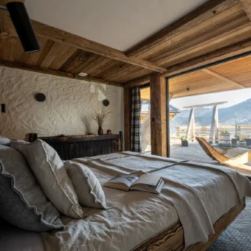 Mountain Shelter Salamandra