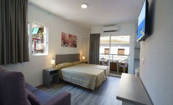 Hostal Anna Benidorm