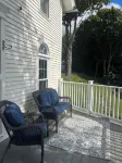 Pressey House Lakeside Bed & Breakfast