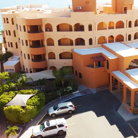 Sea of Cortez Beach Club Отели рядом с достопримечательностью «Barajitas Canyon»