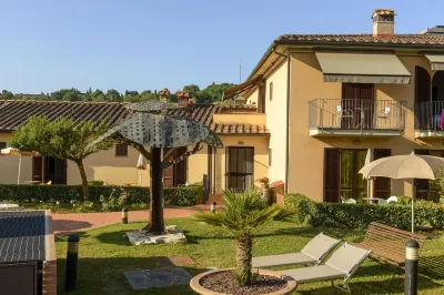 Hotel Sovestro Hotel in zona Fattoria Poggio Alloro