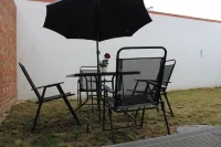 Contemporary 2Bed House with Parking
