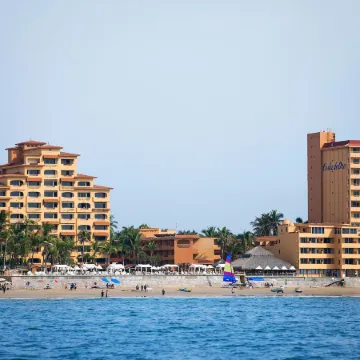 Costa de Oro Beach Hotel