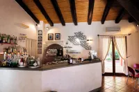 Borgo Degli Ulivi - Baarit