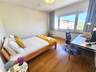 Comfort 2BR flat with terrace&parking Hotel di 
