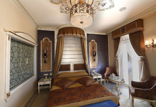 Fuat Pasa Oteli 외관