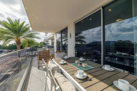 O Condominium Beachfront Residences, by Bocobay Aruba