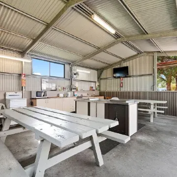 Traralgon Holiday Village