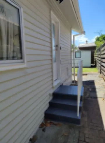 Small 2-Bedroom Flat at Rangiatea Road, Epsom, Auckland