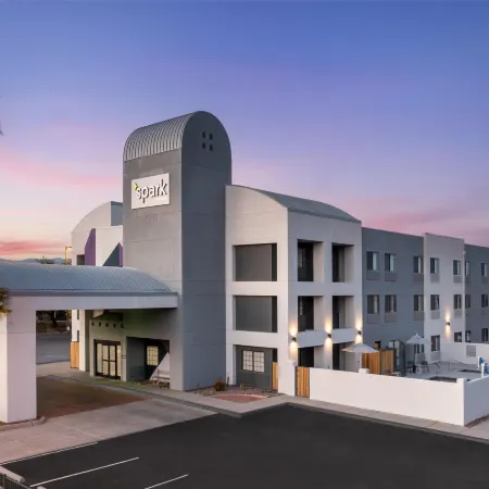 Spark by Hilton Tucson Airport