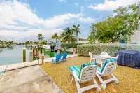 Canalside at KCB 키콜로니 비치 호텔