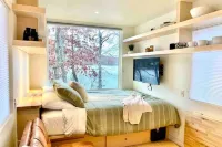 Cozy Lakefront Tiny House