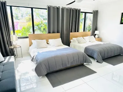 Charming, Modern, Minimalistic 3-bedroom. 5 minutes beach, 2 minutes Lake. Hotels in Downtown Hollywood