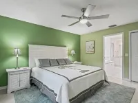 Relax and Play in Paradise,  Golf, Tennis, pools and Live entertainment