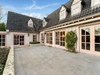 Beautiful Villa in Drunen with Private Heated Pool - Villas