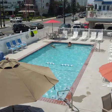 Sifting Sands Motel