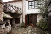 Arachova Wooden Chalet Hoteles cerca de Ieros Naos Agiou Georgiou