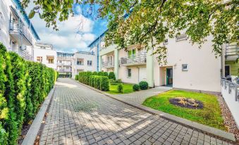 Maria Ludwika, Sun & Snow