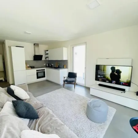 Lux Green Flat in Center-Parking&Terrace