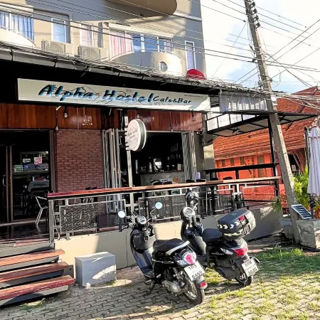 Alpha Hostel Cafe&Bar