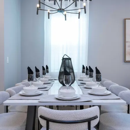 Luxury 7Bd Close to Disney With Pool and Spa at Windsor Cay 16218