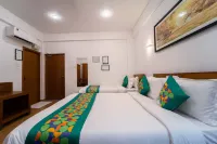 Treebo West Fort Divine Hotels near Maharaja Swathi Thirunal Palace