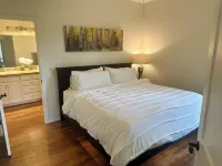 Peaceful Sedona retreat in Red rocks and pine trees