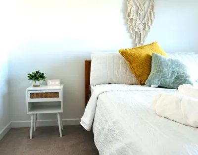 Cozy stay in Hollywood. 1b1b, Free Parking, Pool, Private Balcony, WiFi & more! โรงแรมในฮอลลีวูด