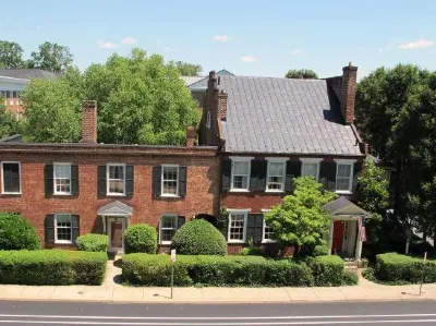 Dinsmore Boutique Inn Các khách sạn ở Charlottesville