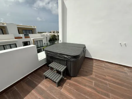 Unique B-202 NOK Unique 2BR Apartment by Vistacana Rentals Отели рядом с достопримечательностью «Экологический парк Indigenous Eyes»