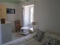 PROMO 4 to 6 nights 15% house near Grands Sables and Port-Mélite beaches Hotel a Groix