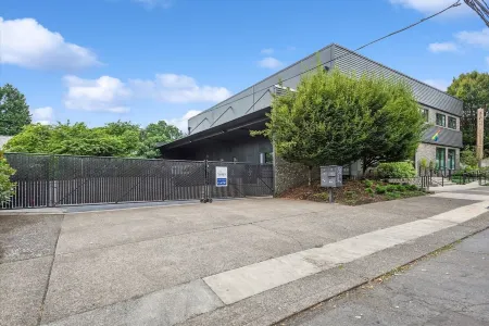 Osprey Suite - 205 in Portland Отели рядом с достопримечательностью «Mount Tabor Park»