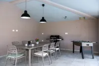 New Design Villa, in the green heart of Istria, ideal for family holidays - Swimmingpools